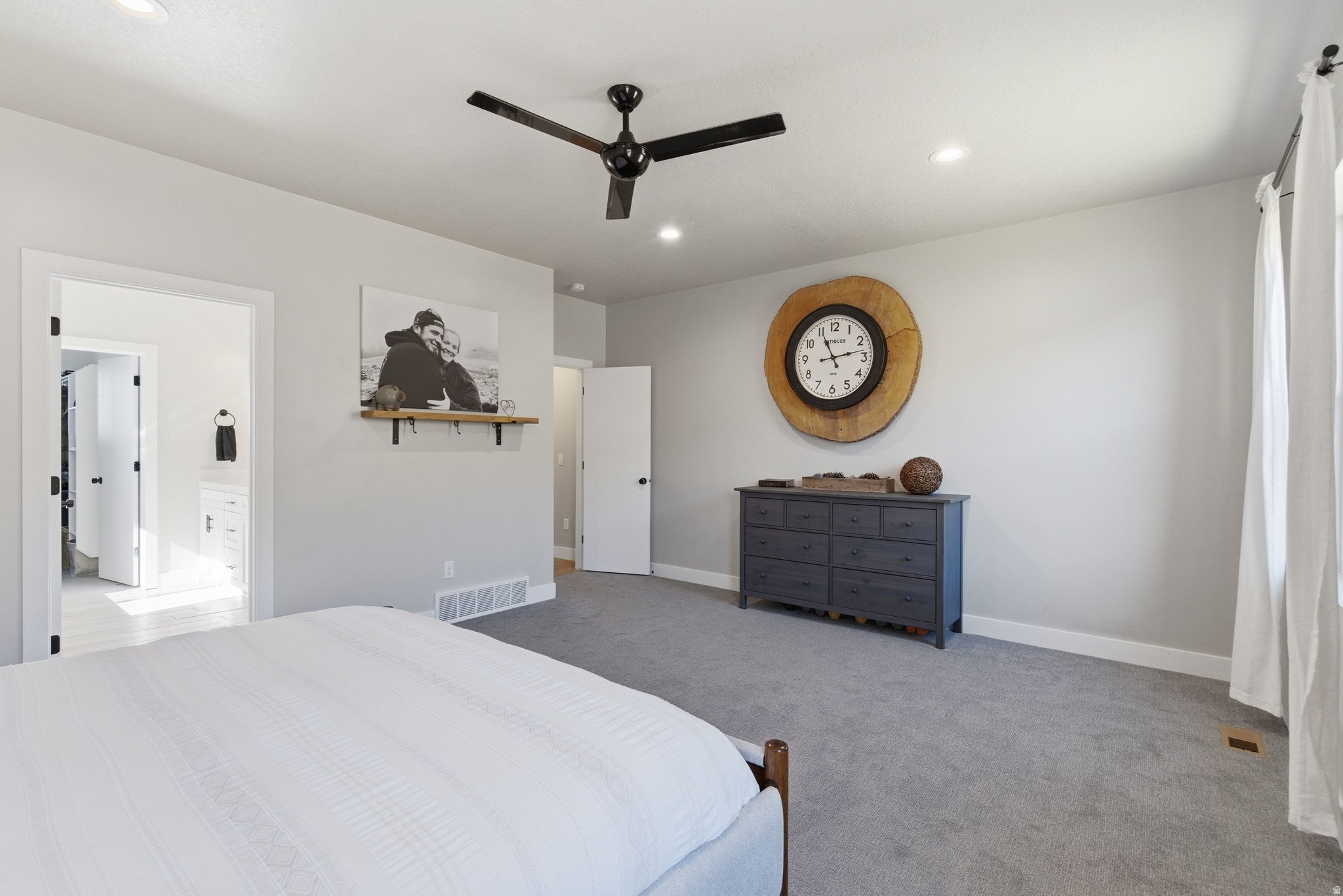 VALLEY VIEW - Residential