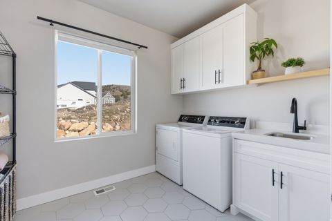 Tiny photo for 2313 E PATRIOT DR, Eagle Mountain, UT 84005 (MLS # 2142699)