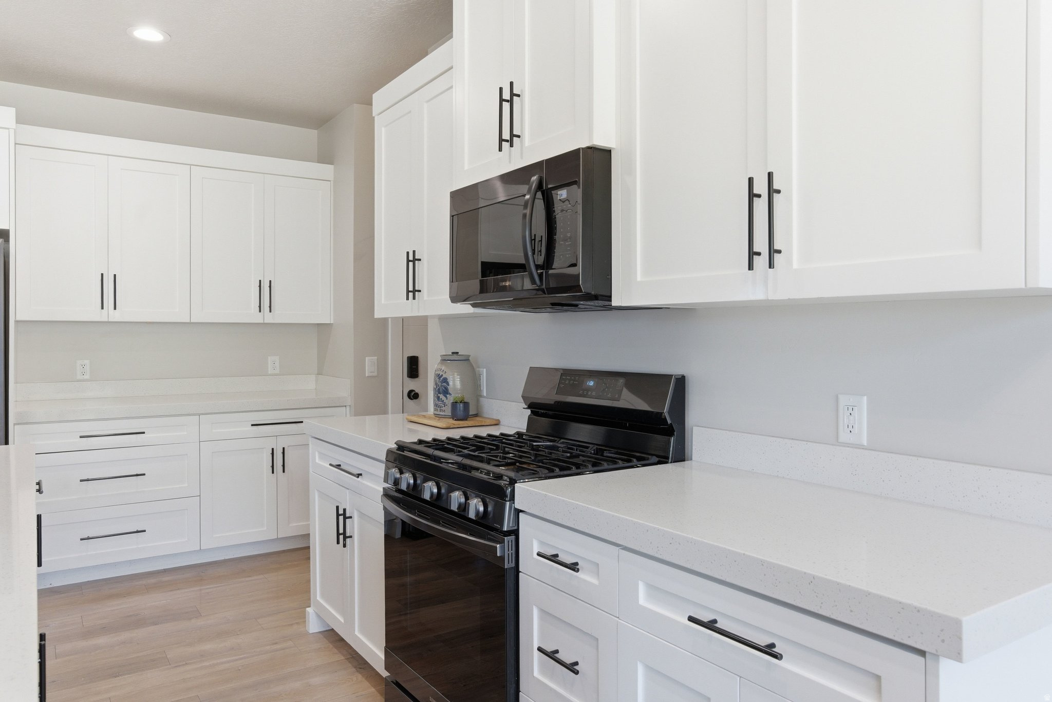 VALLEY VIEW - Residential