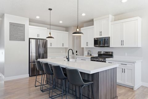 Tiny photo for 2313 E PATRIOT DR, Eagle Mountain, UT 84005 (MLS # 2142699)