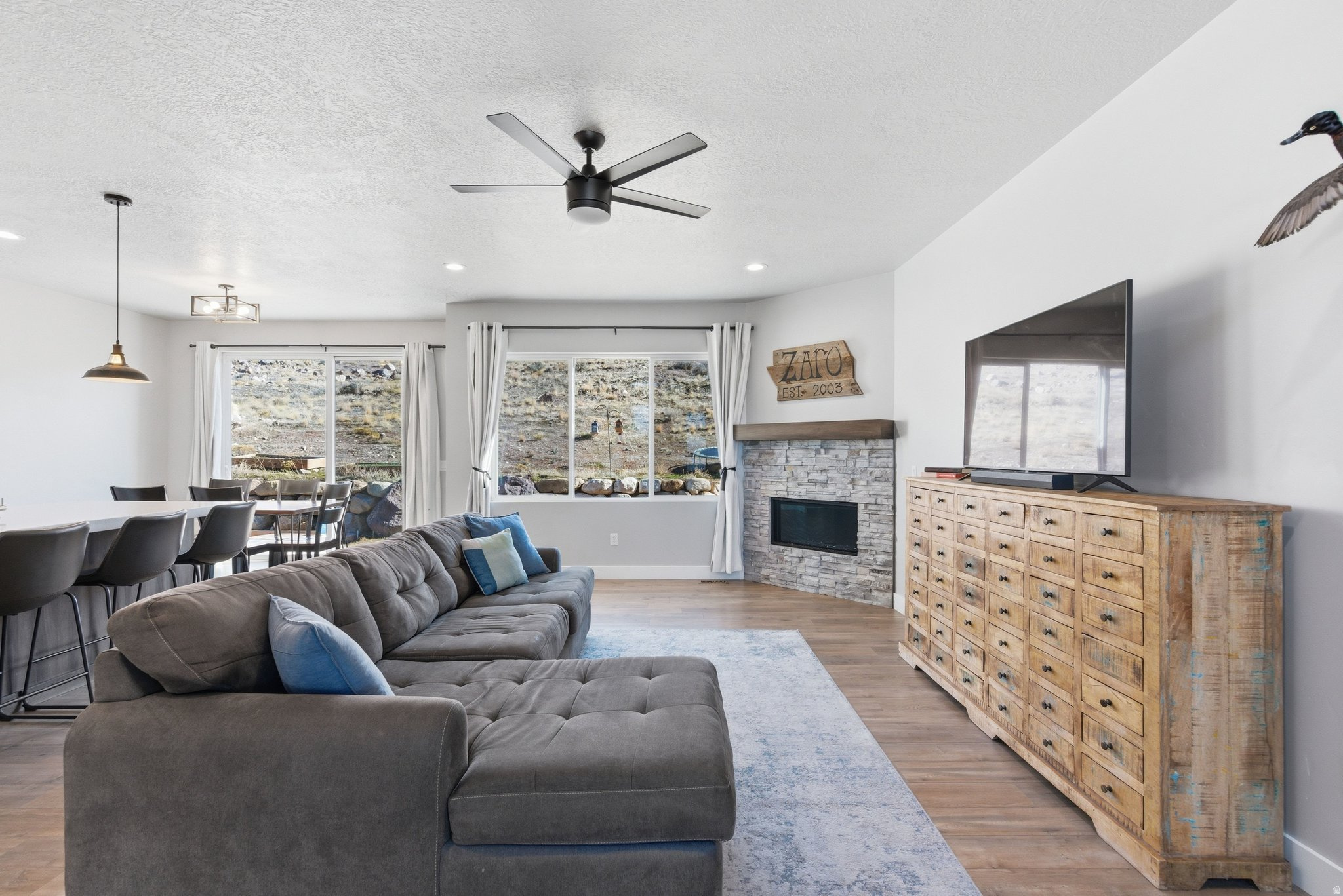 VALLEY VIEW - Residential