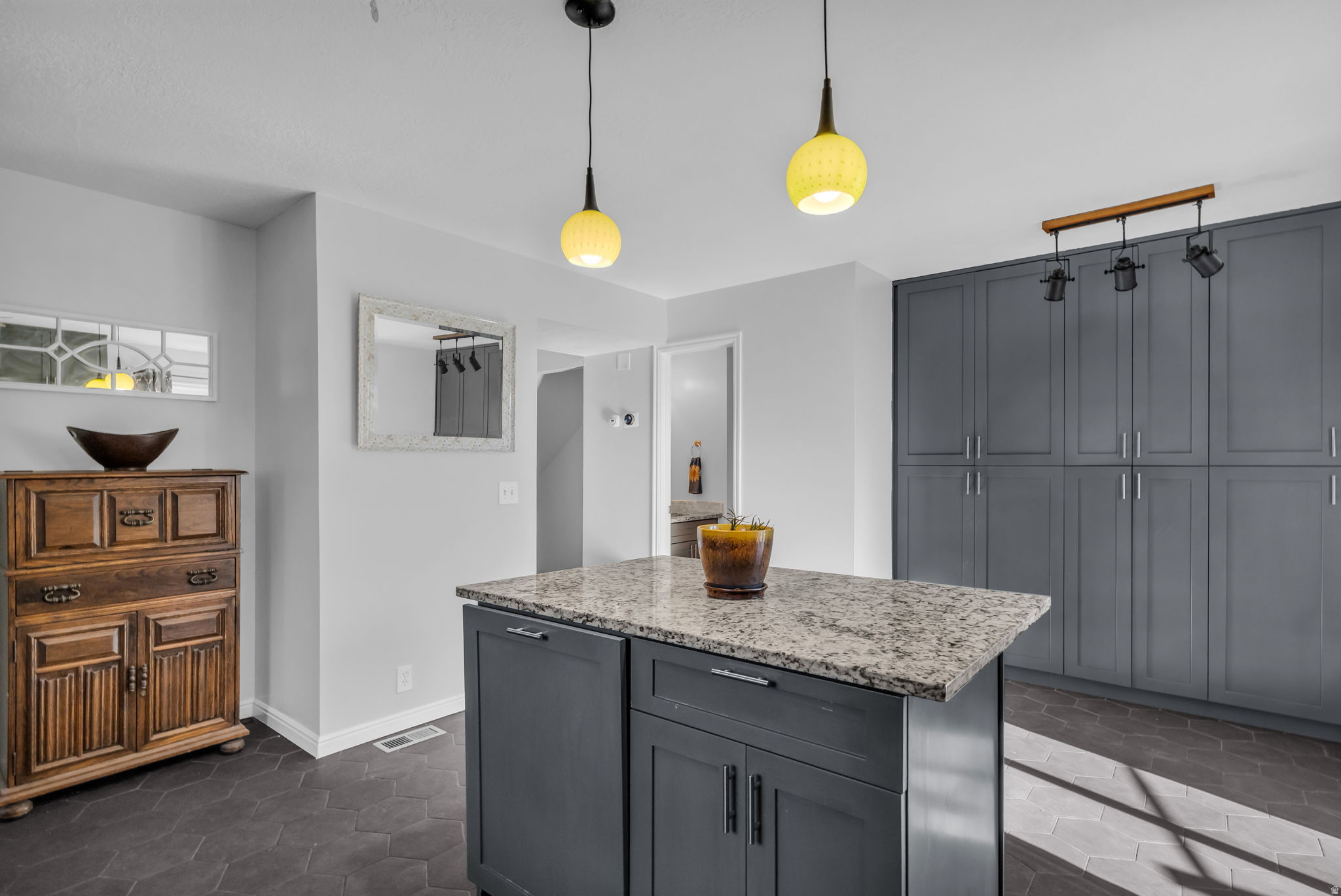 BUTLER - Residential Income