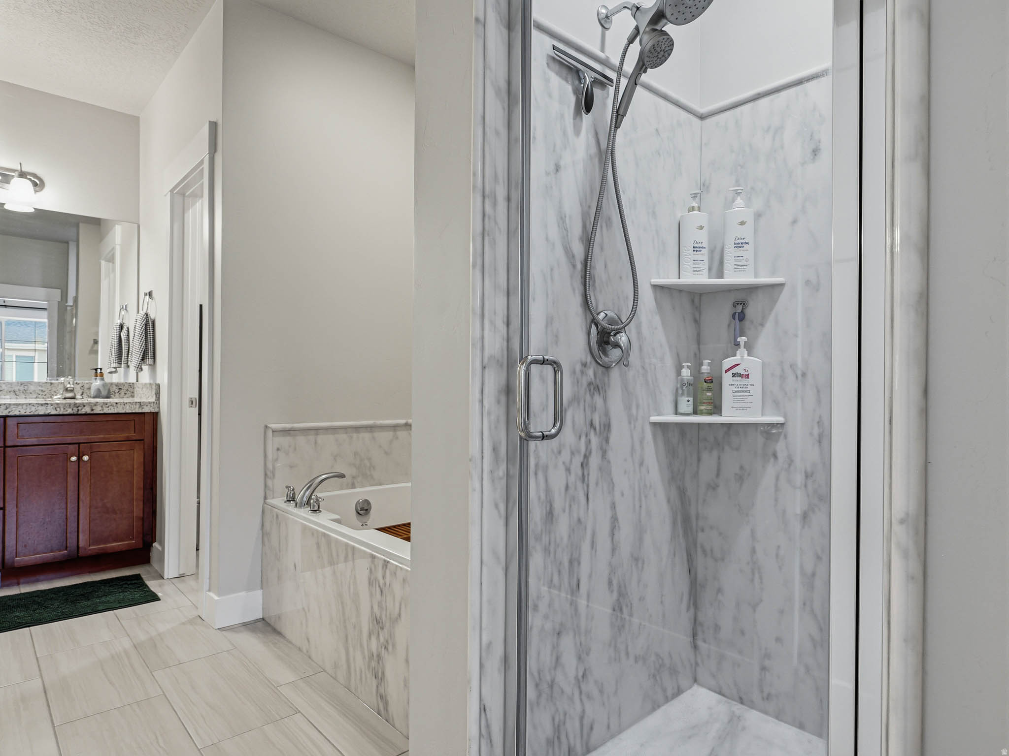 VILLAGE - Residential