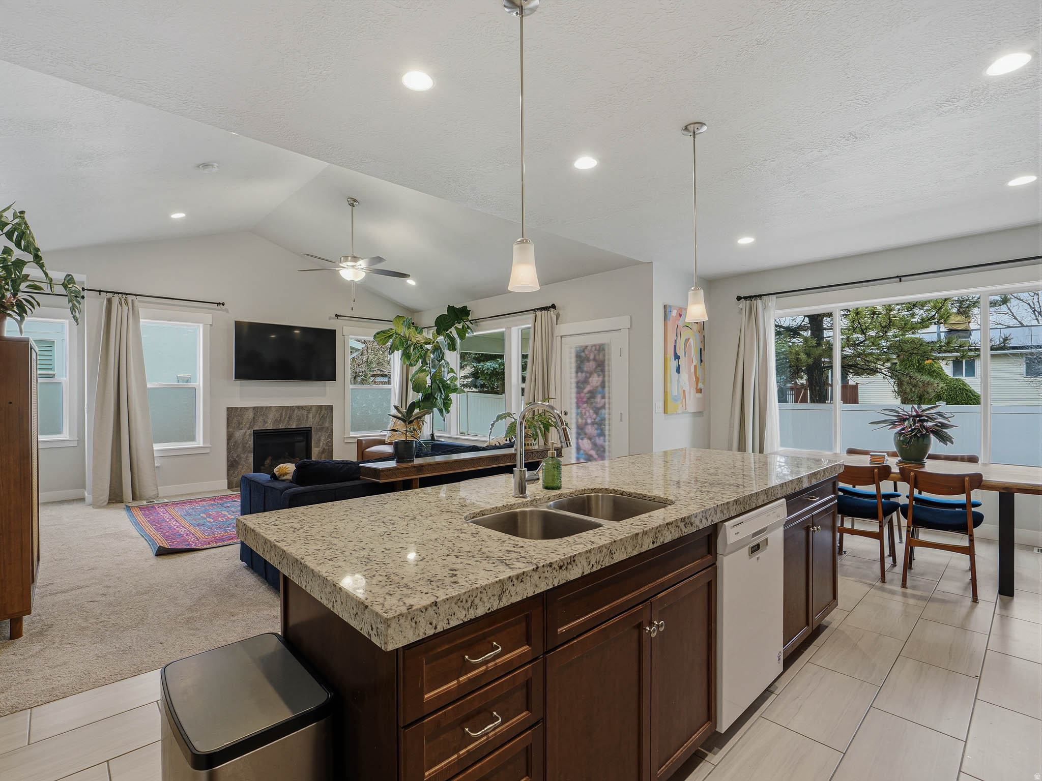 VILLAGE - Residential