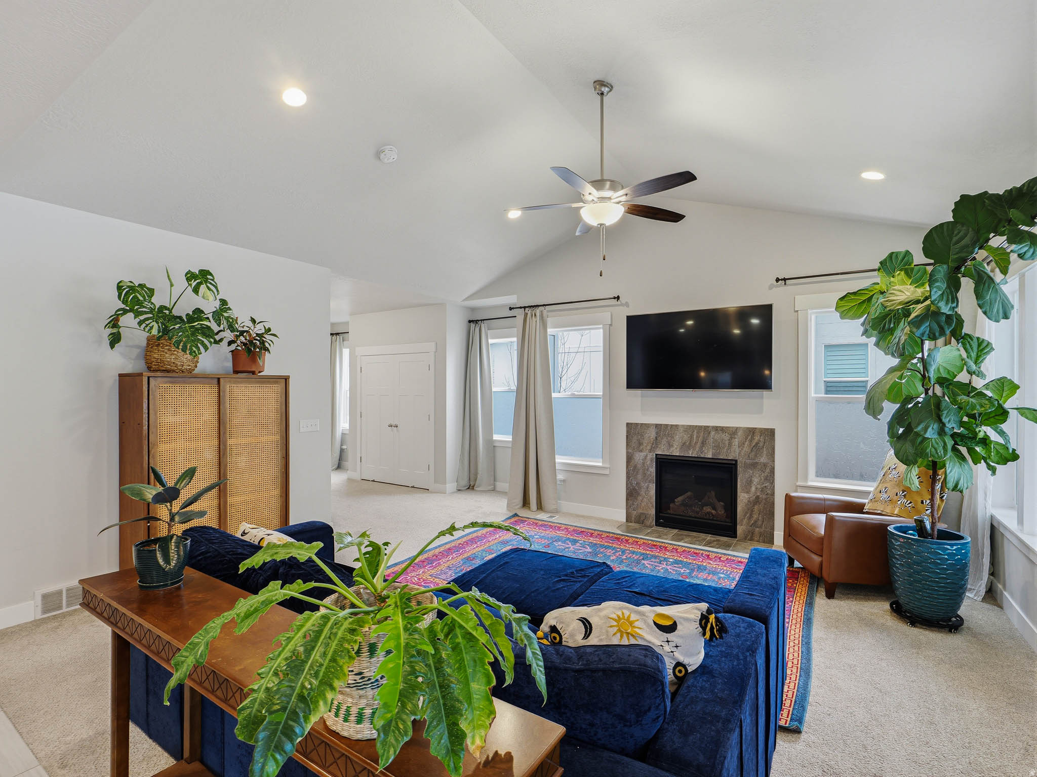 VILLAGE - Residential