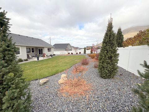 Tiny photo for 8626 N LAKESHORE DR, Lake Point, UT 84074 (MLS # 2125905)