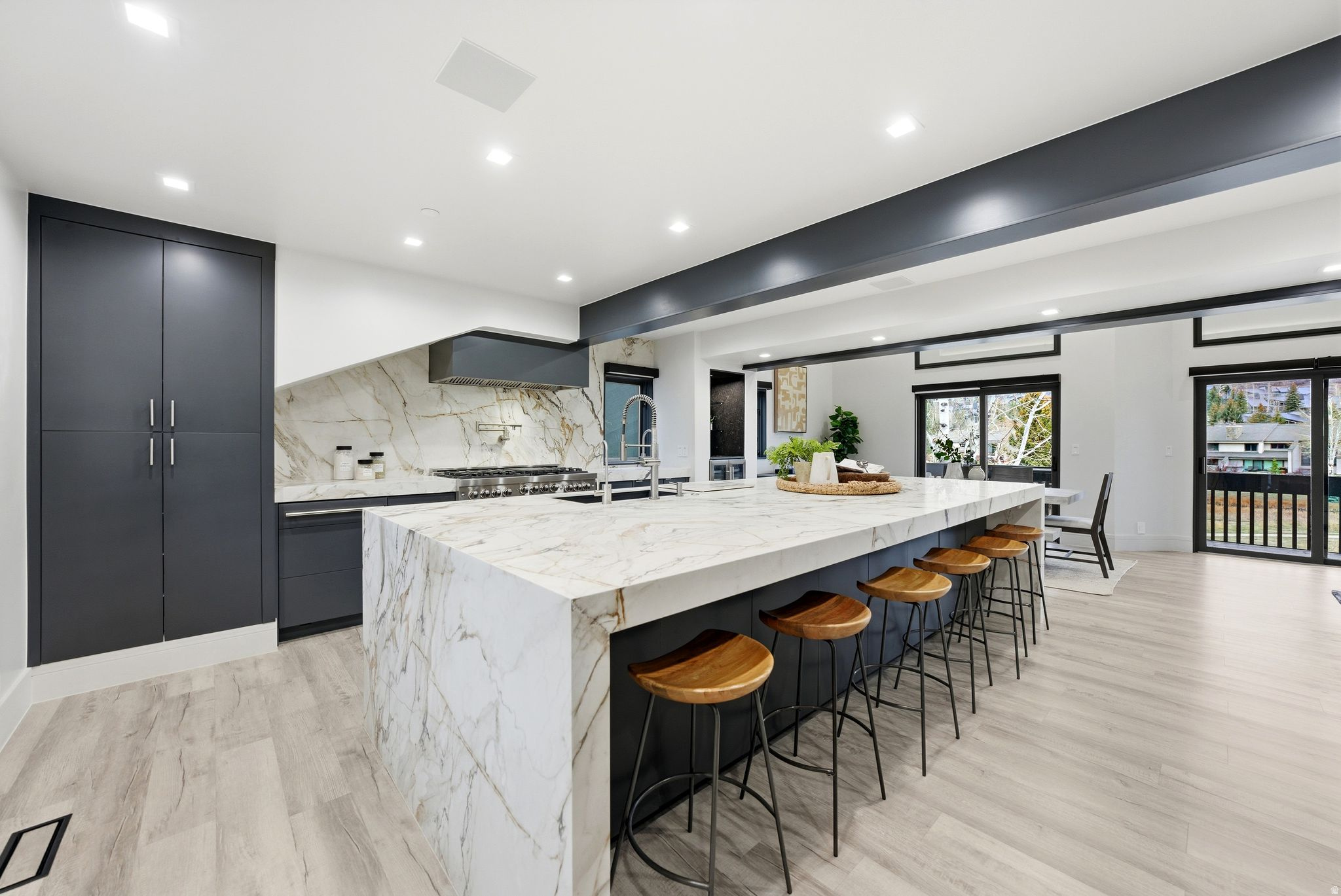 LAKESIDE AT DEER VALLEY - Residential