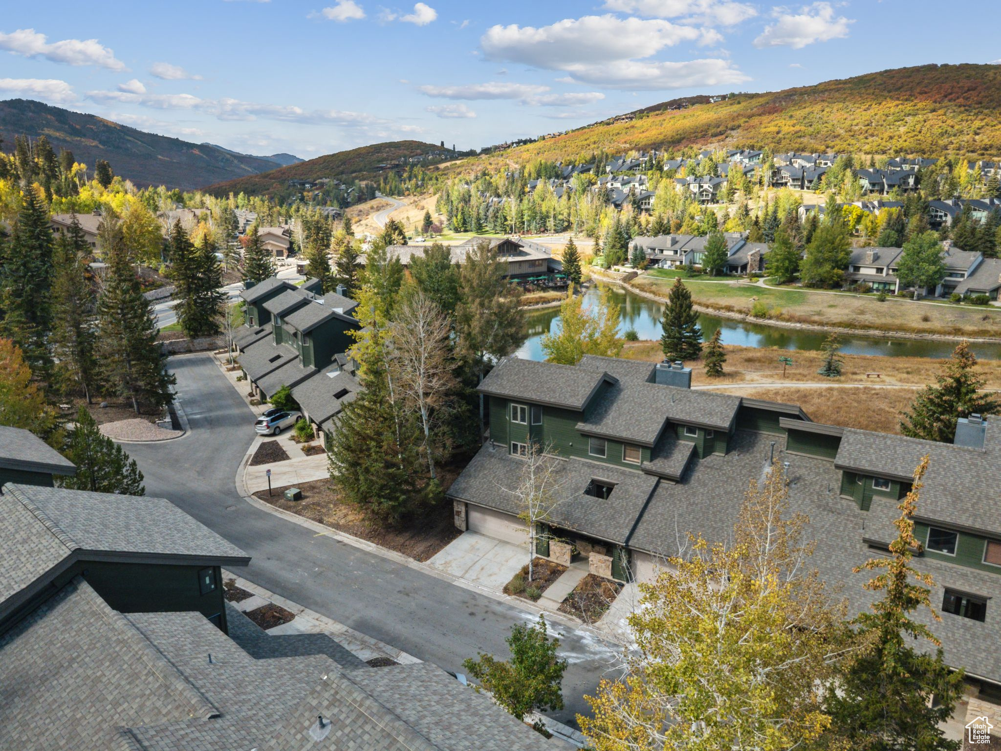 LAKESIDE AT DEER VALLEY - Residential