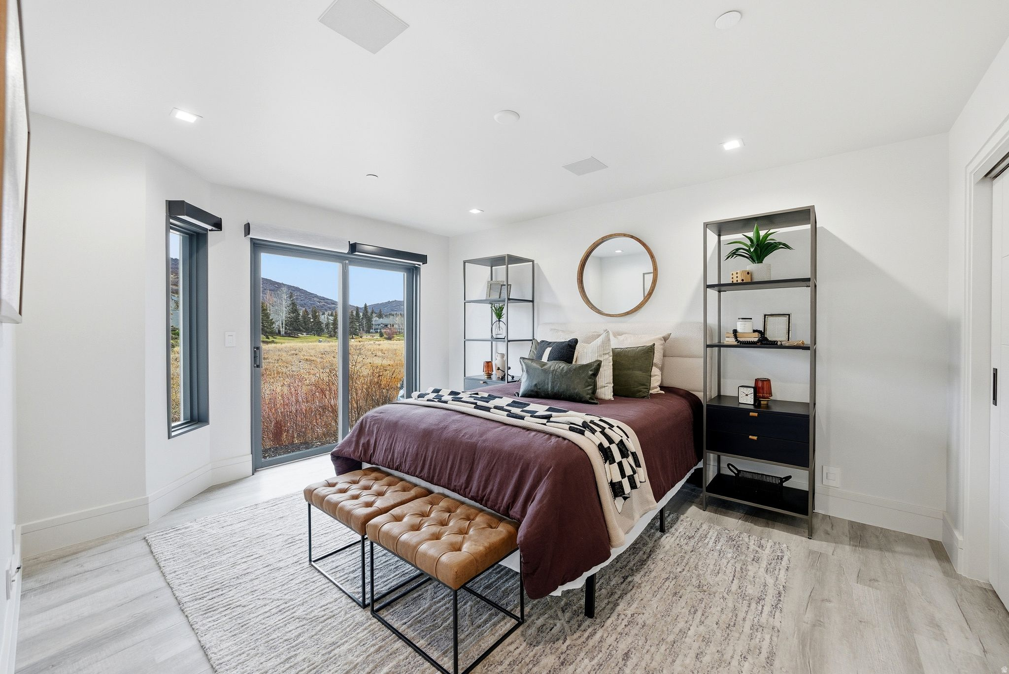 LAKESIDE AT DEER VALLEY - Residential