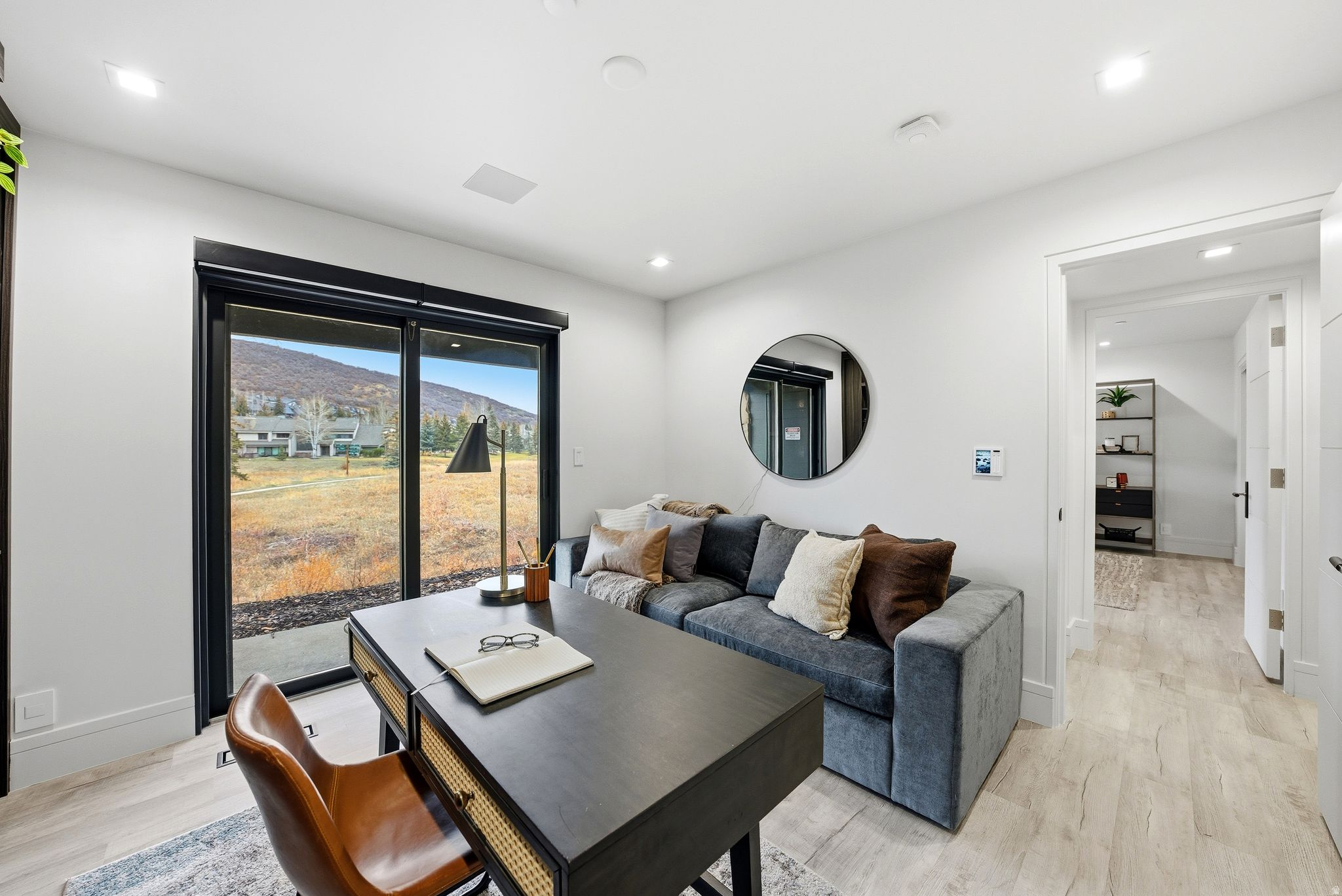 LAKESIDE AT DEER VALLEY - Residential