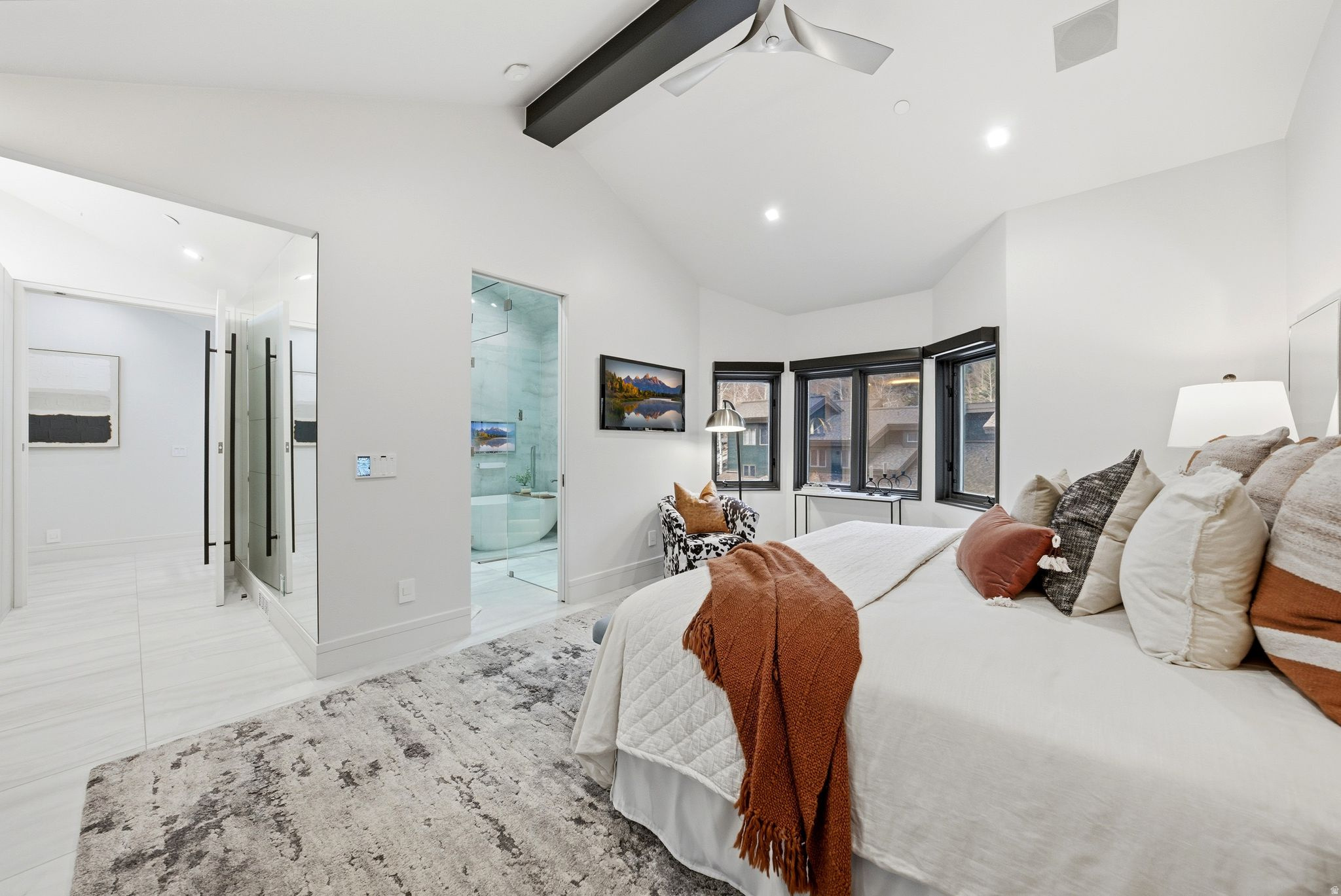 LAKESIDE AT DEER VALLEY - Residential