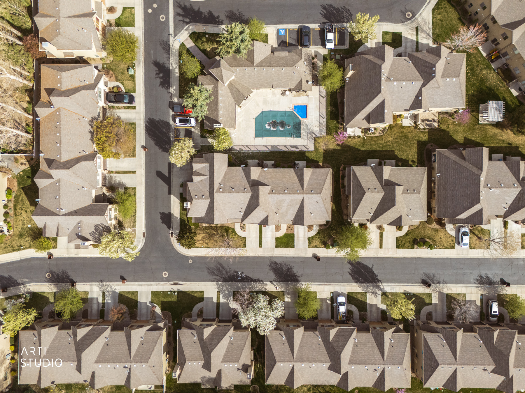 THE COTTAGES AT 9TH - Residential