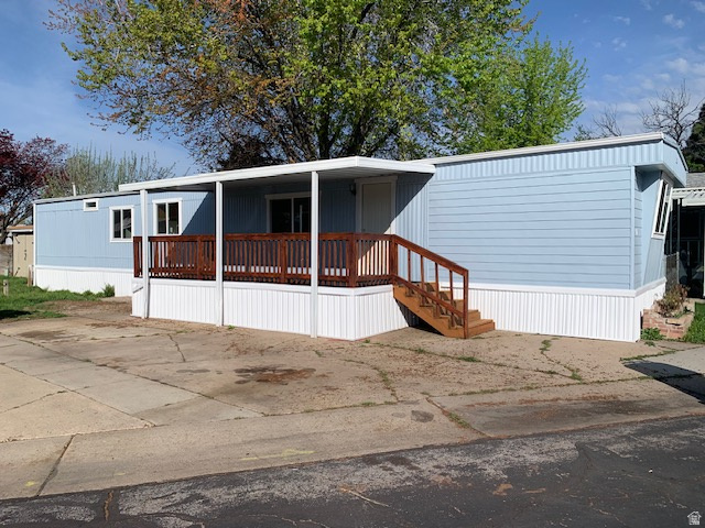 MOUNTAIN VIEW ESTATES MOBILE - Residential