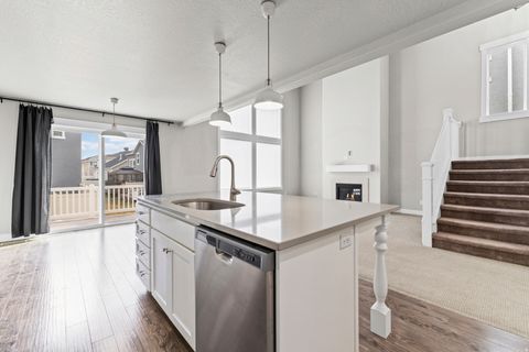 Tiny photo for 943 S 2150 W, Orem, UT 84058 (MLS # 2132570)