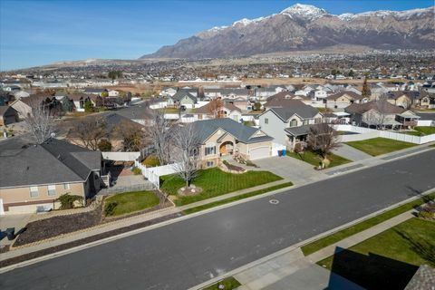 Tiny photo for 178 W 1750 N, North Ogden, UT 84414 (MLS # 2124800)