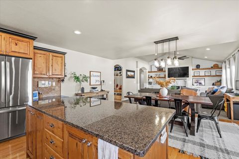 Tiny photo for 178 W 1750 N, North Ogden, UT 84414 (MLS # 2124800)