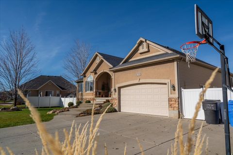 Tiny photo for 178 W 1750 N, North Ogden, UT 84414 (MLS # 2124800)