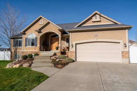 Photo of 178 W 1750 N, North Ogden, UT 84414 (MLS # 2124800)