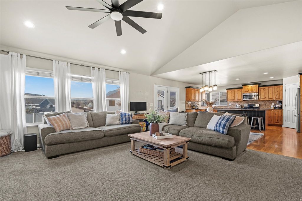 Photo of 178 W 1750 N, North Ogden, UT 84414 (MLS # 2124800)