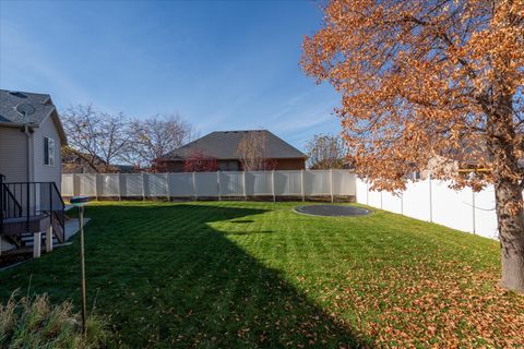 Tiny photo for 178 W 1750 N, North Ogden, UT 84414 (MLS # 2124800)