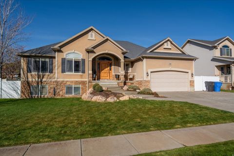 Tiny photo for 178 W 1750 N, North Ogden, UT 84414 (MLS # 2124800)