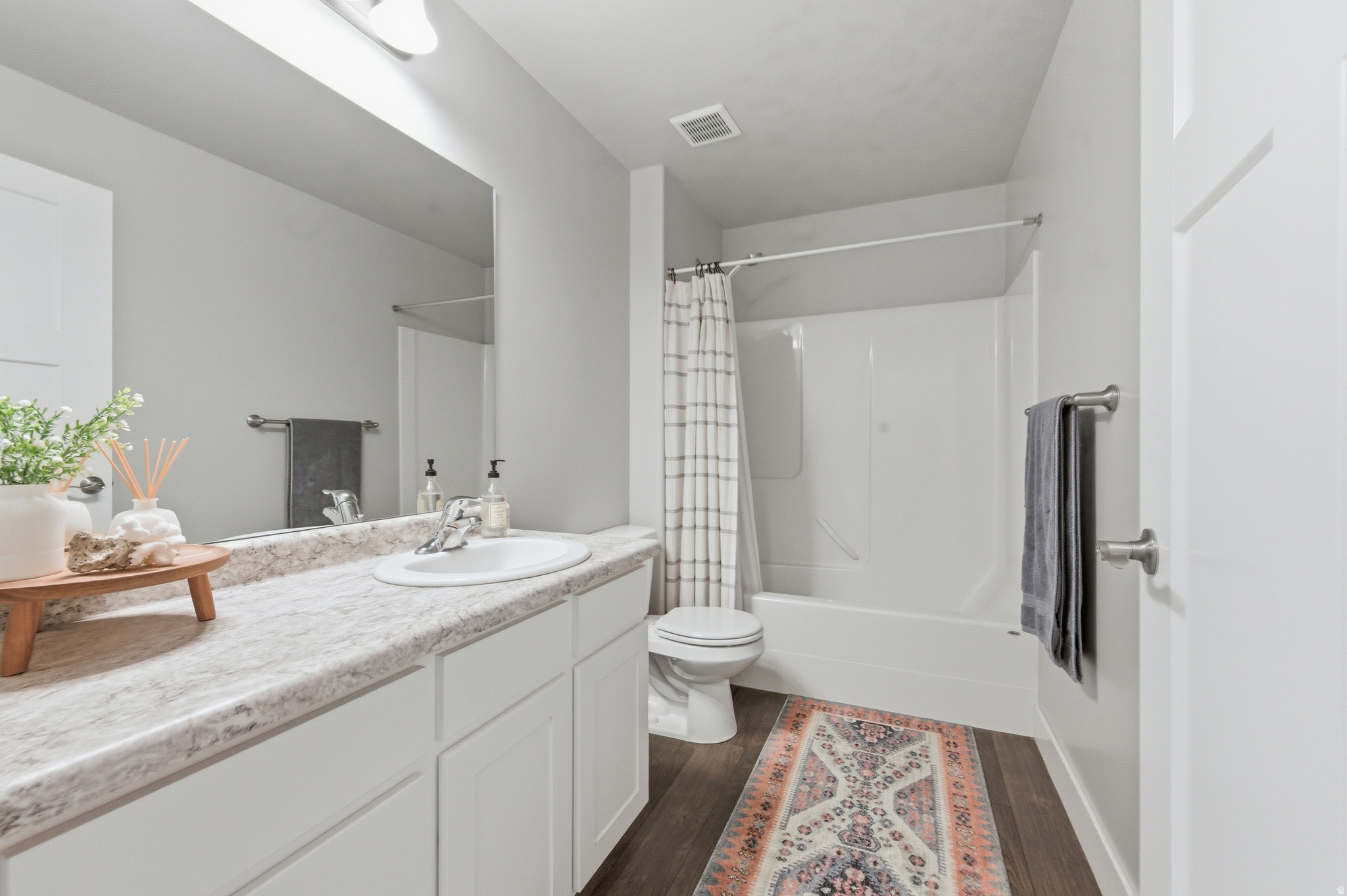 UNIT 1, BUILDING 11, PLAT A, BROOKLINE, PHASE 19 - Residential