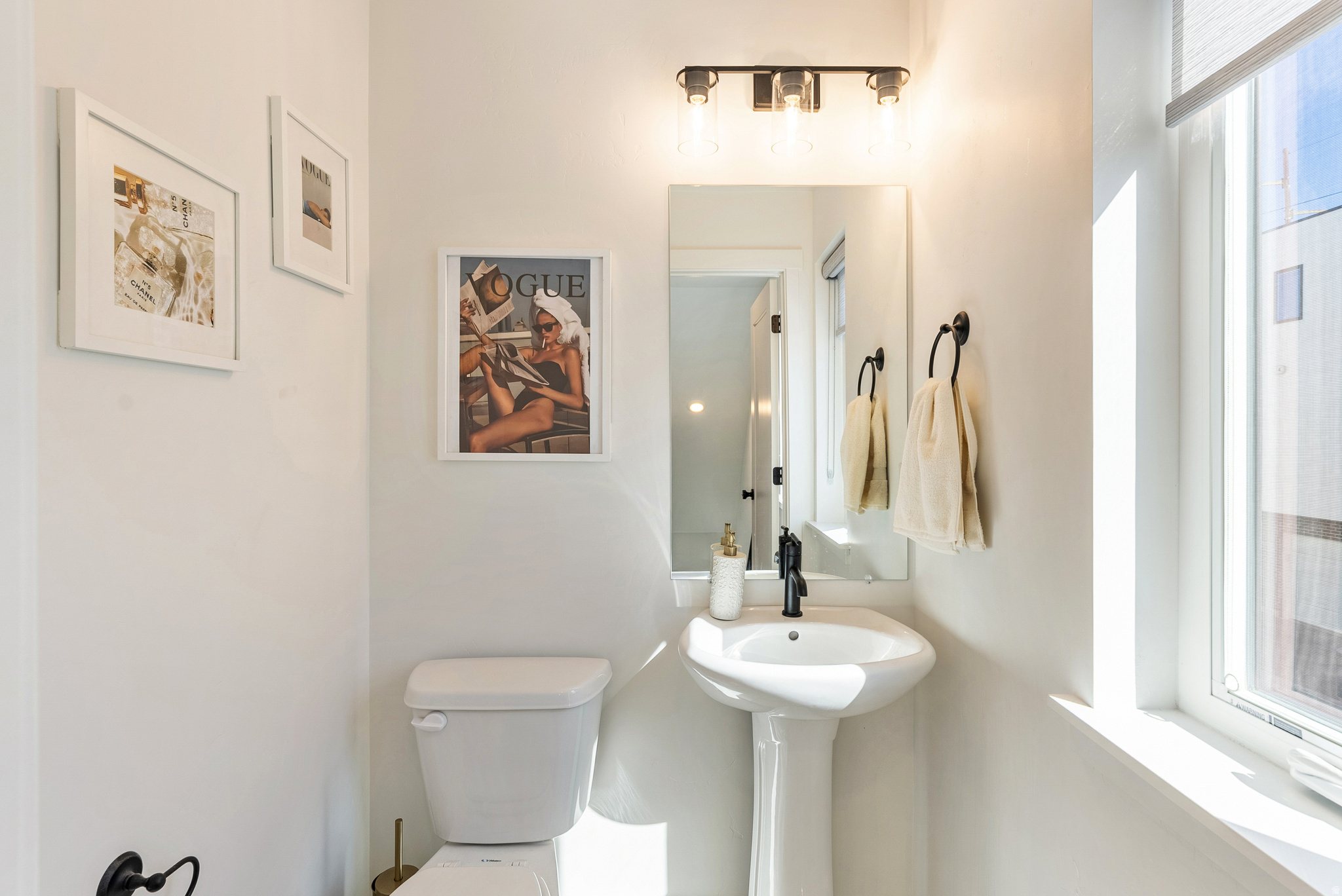 REGENCY ON 9TH COMMUNITY - Residential Lease