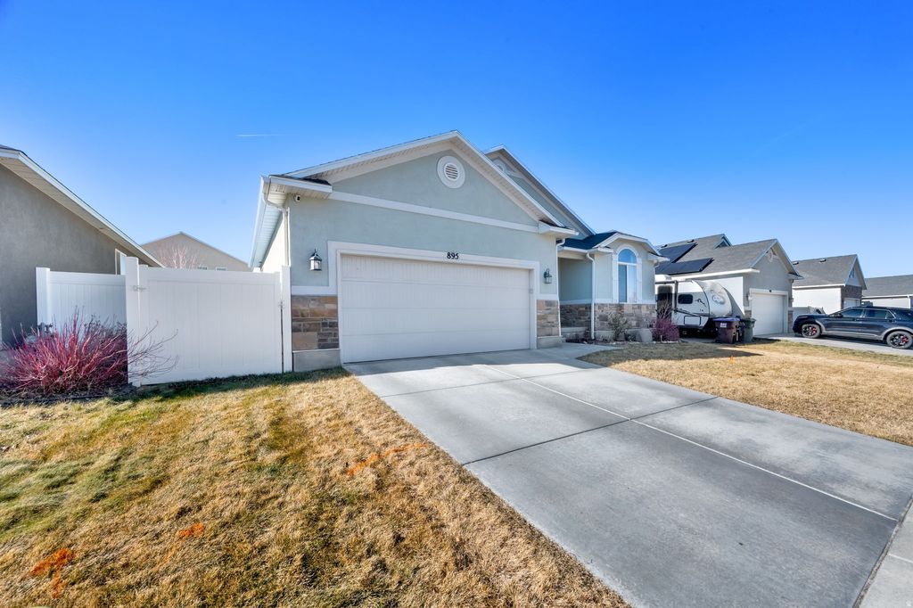 Photo of 895 N PETRO DR, Tooele, UT 84074 (MLS # 2133579)