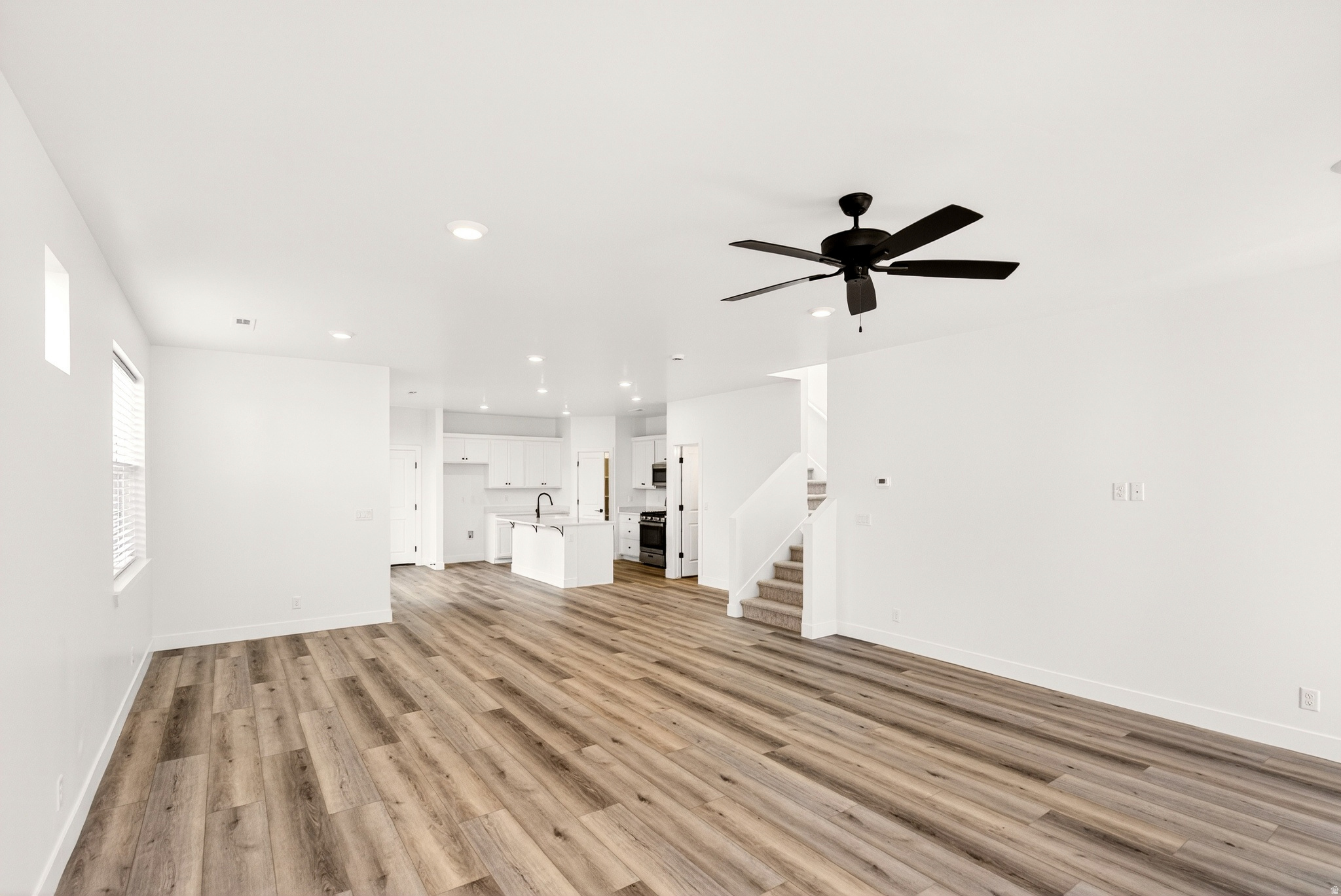 DESERT COLOR / SAGE HAVEN - Residential