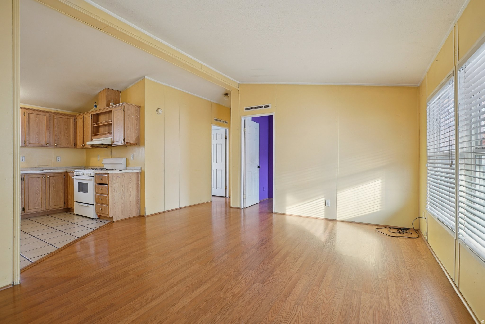 RIVERSIDE - Residential