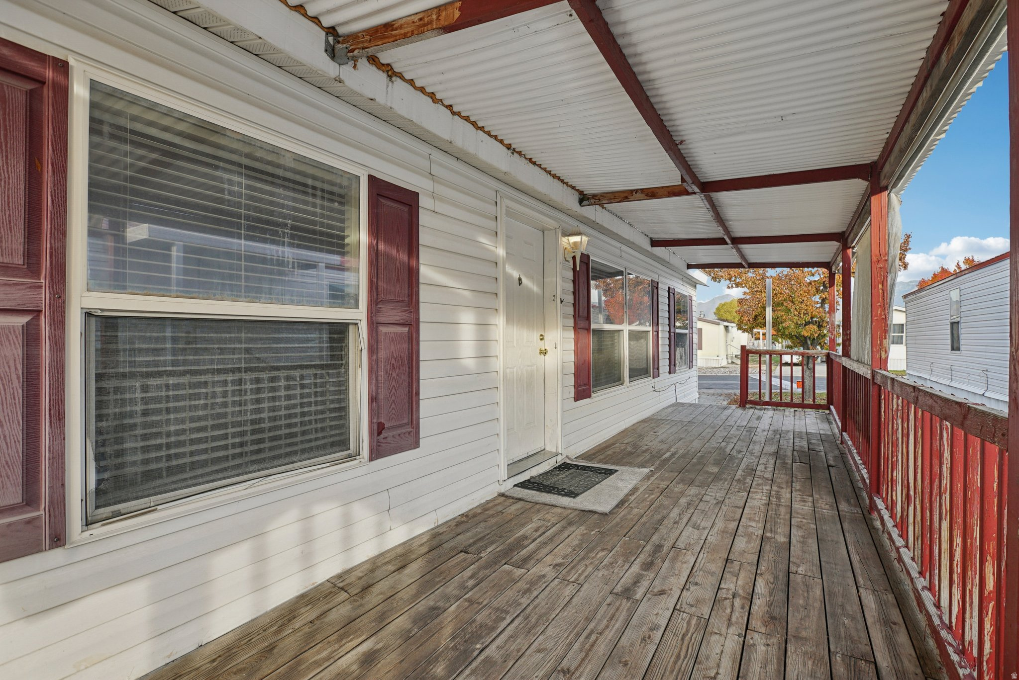 RIVERSIDE - Residential