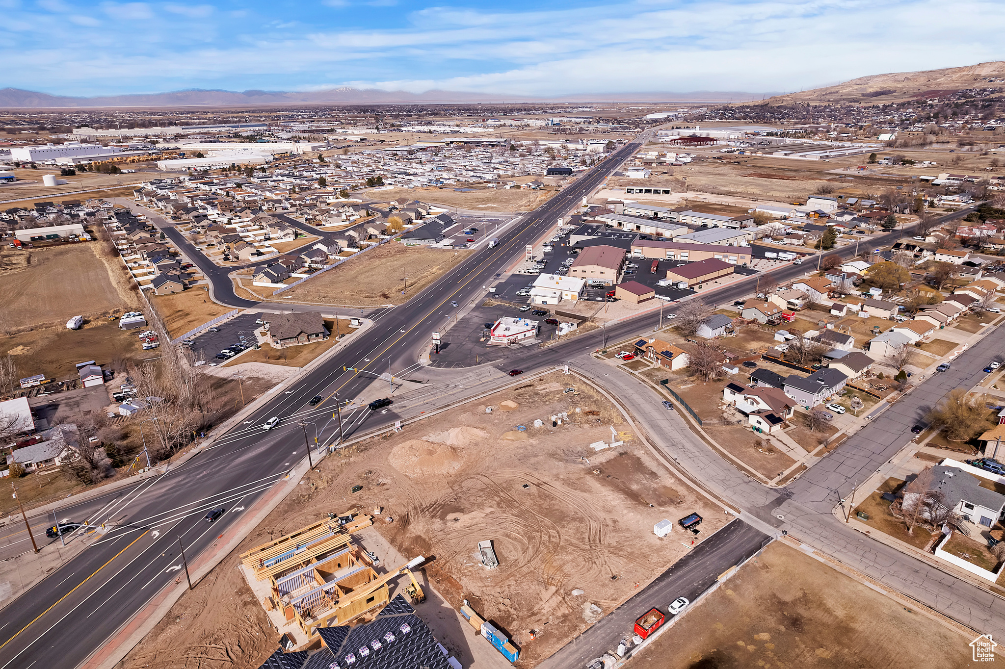 THE COPPERWOODS AT HARRISVILLE - Commercial Lease