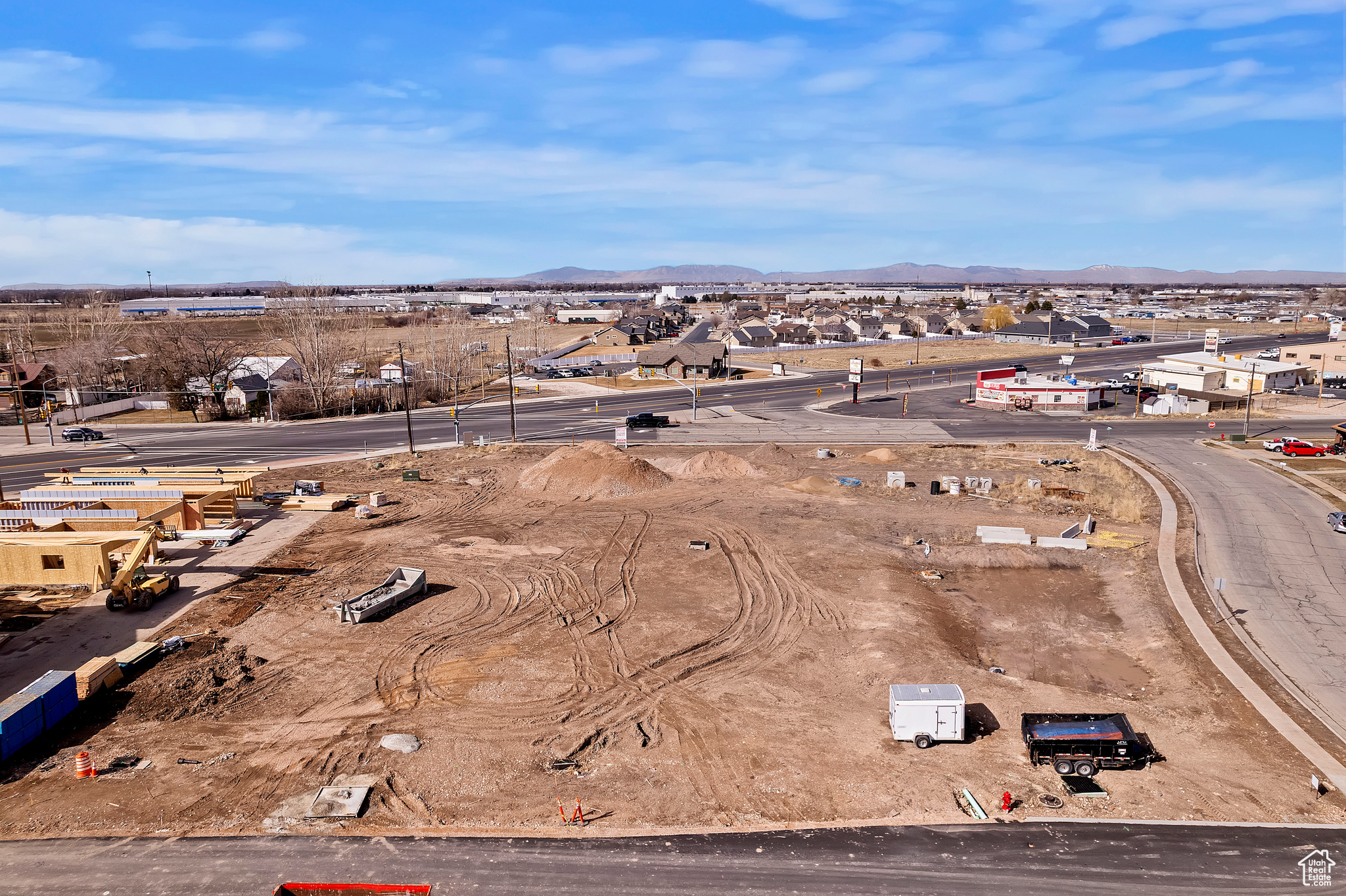 THE COPPERWOODS AT HARRISVILLE - Commercial Lease