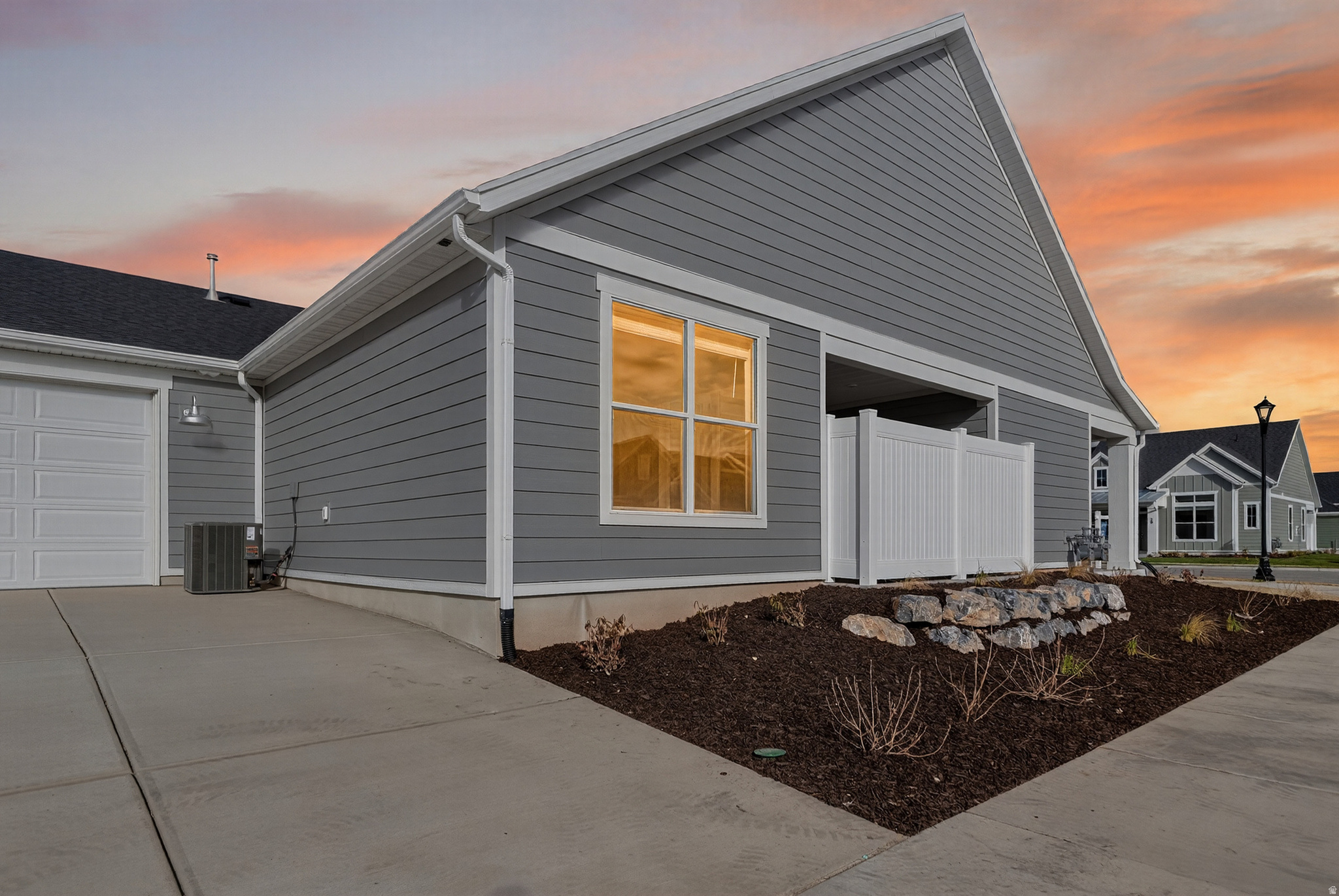 BLUFF VIEW - Residential