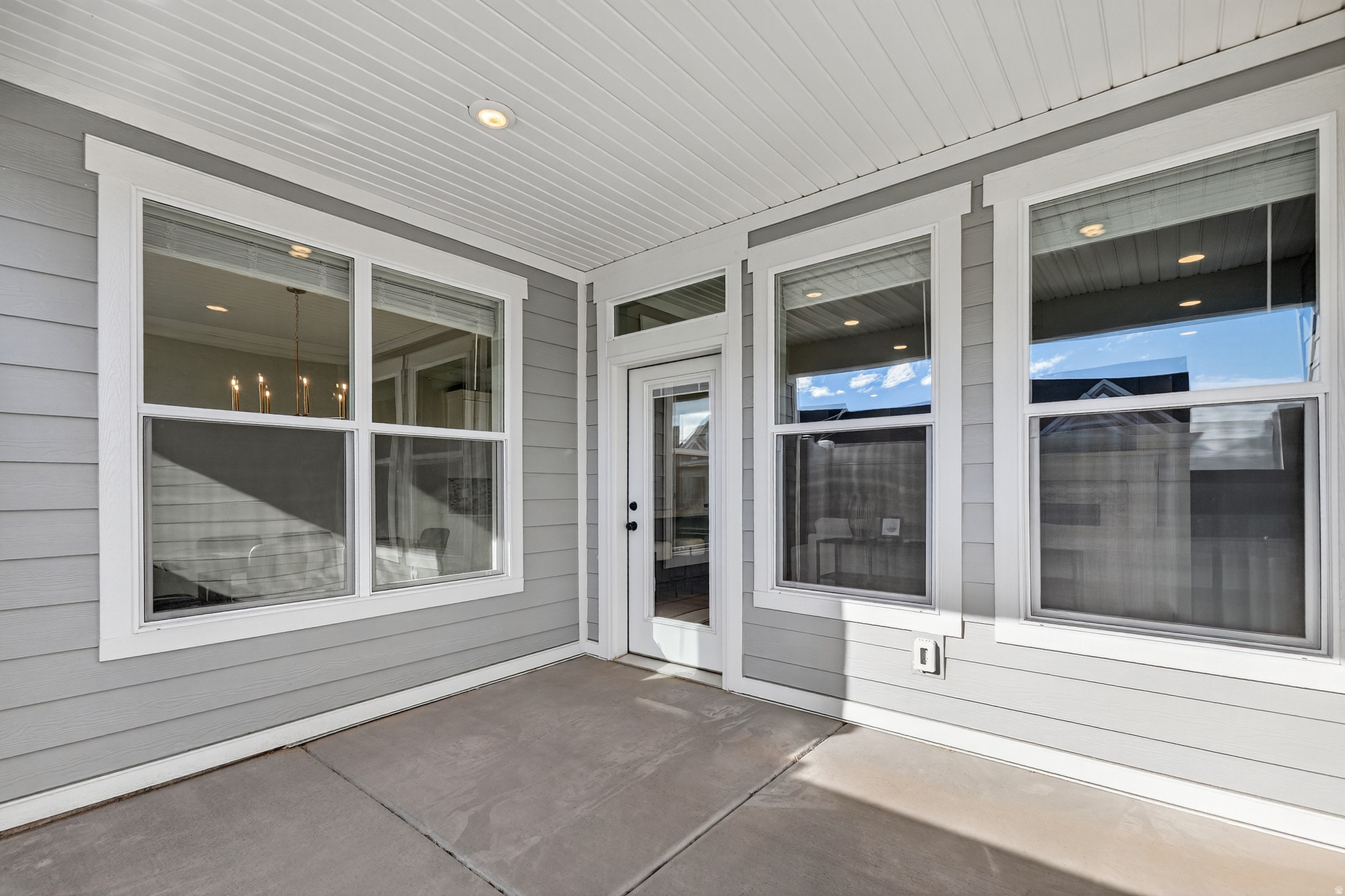 BLUFF VIEW - Residential