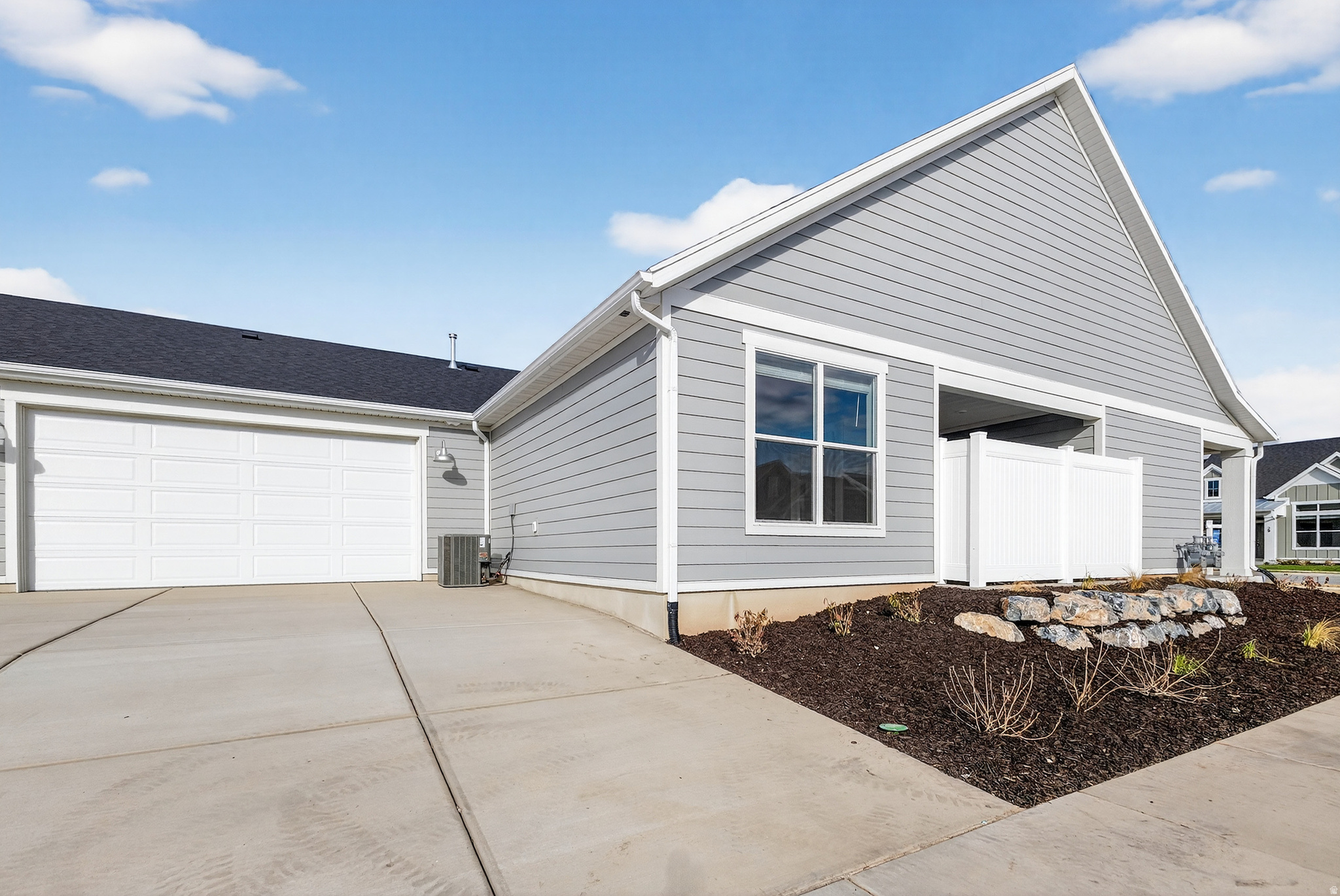 BLUFF VIEW - Residential