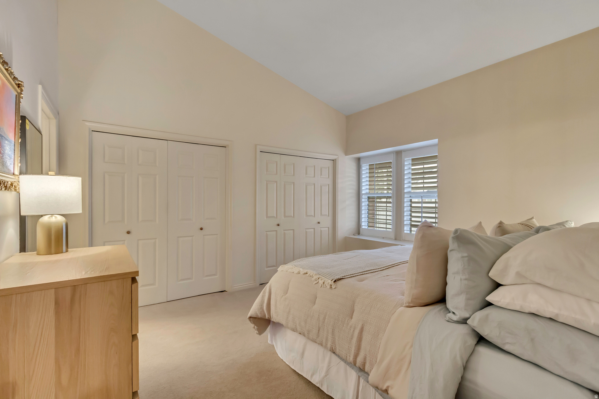 COUNTRY CORNERS CONDMN - Residential