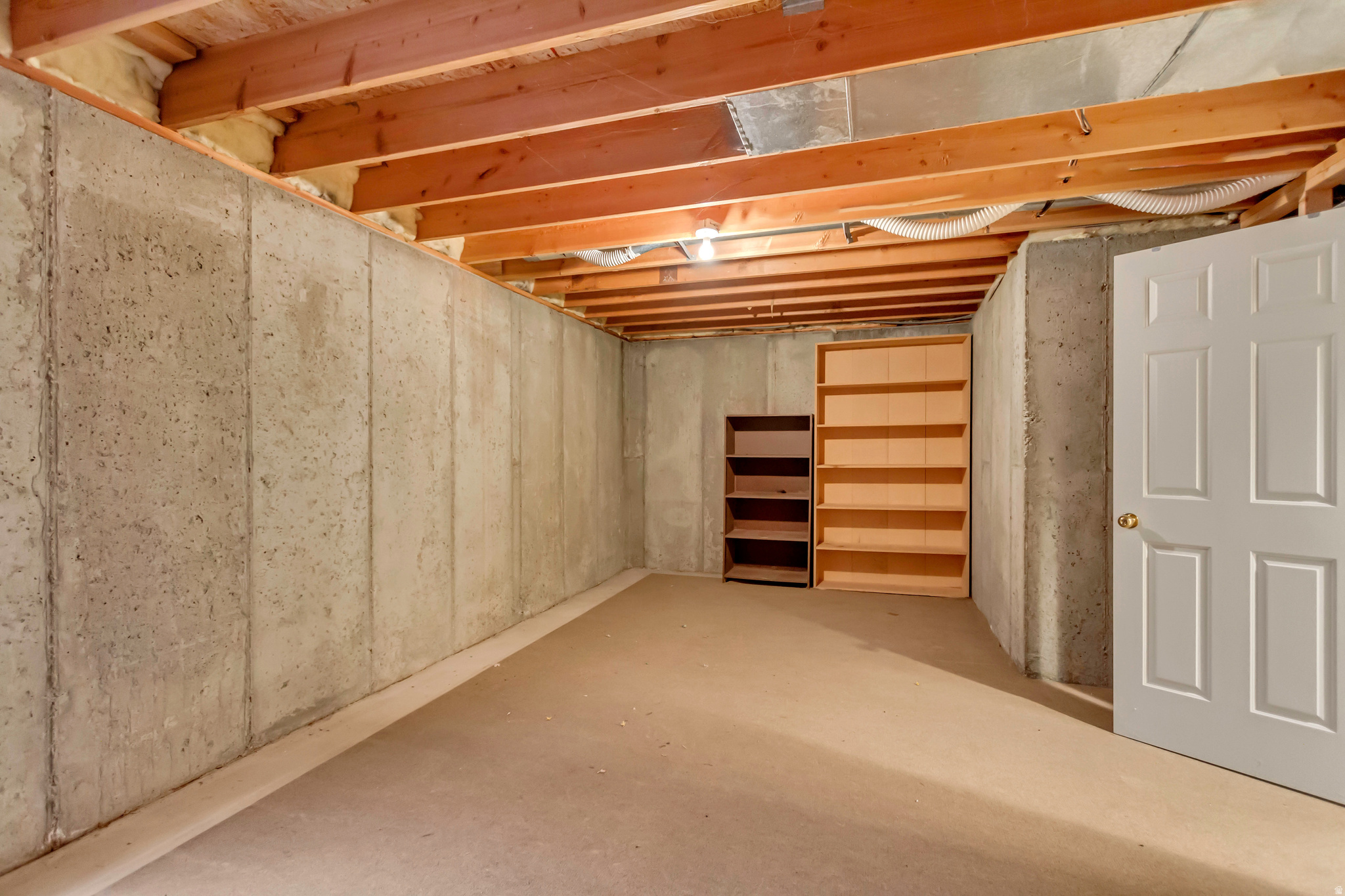 COUNTRY CORNERS CONDMN - Residential