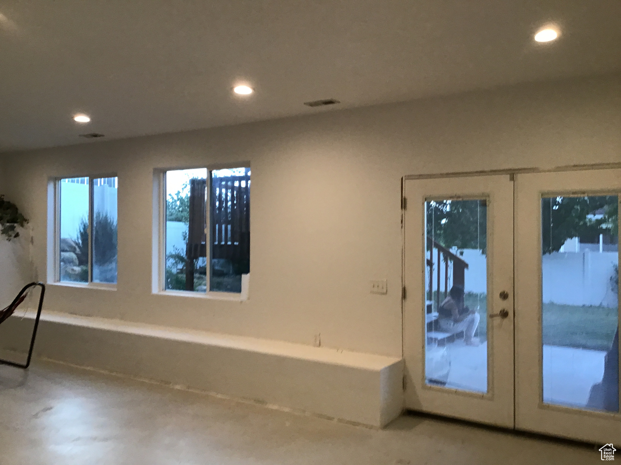 SUNRISE MEADOWS - Residential