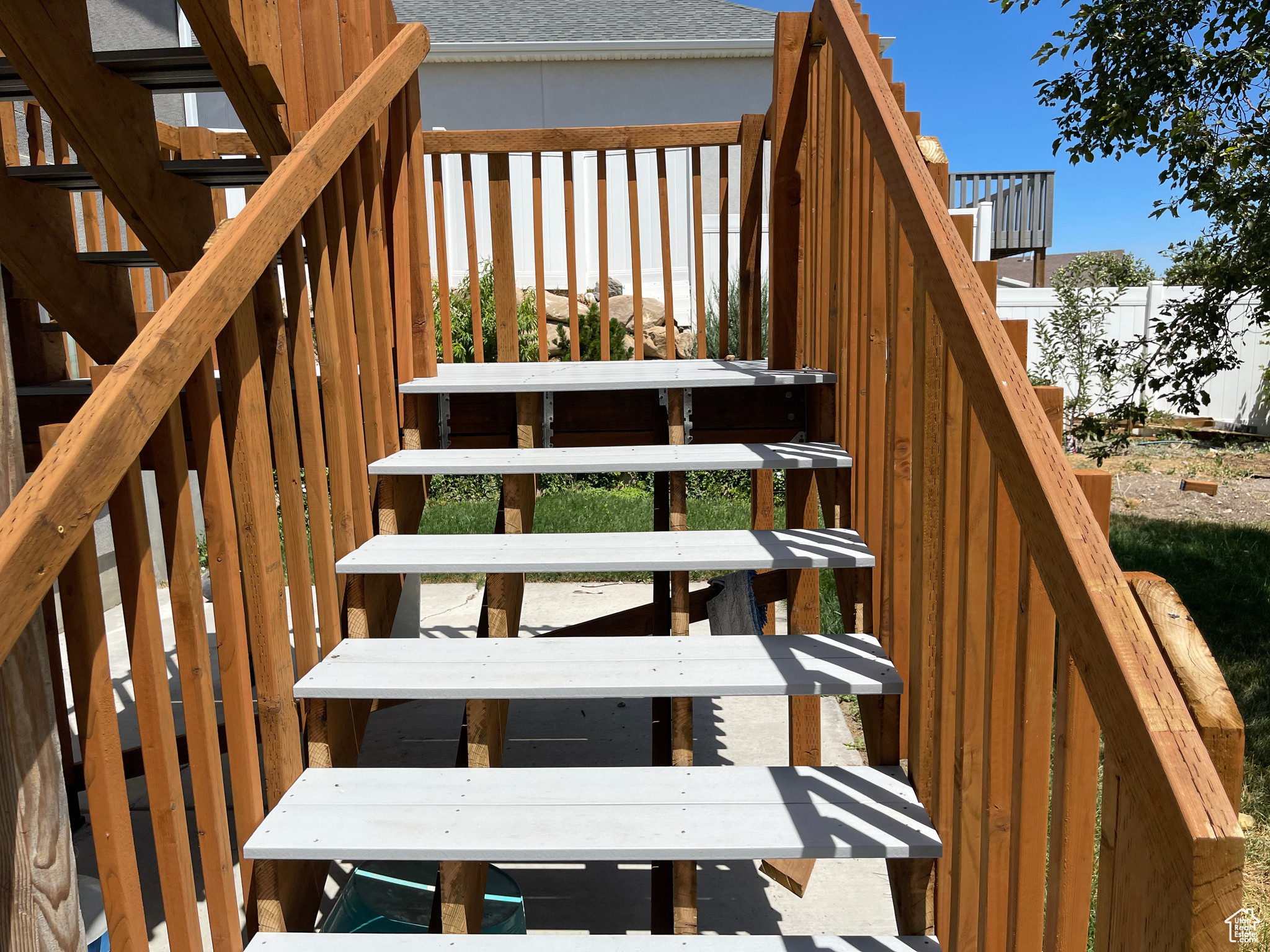 SUNRISE MEADOWS - Residential