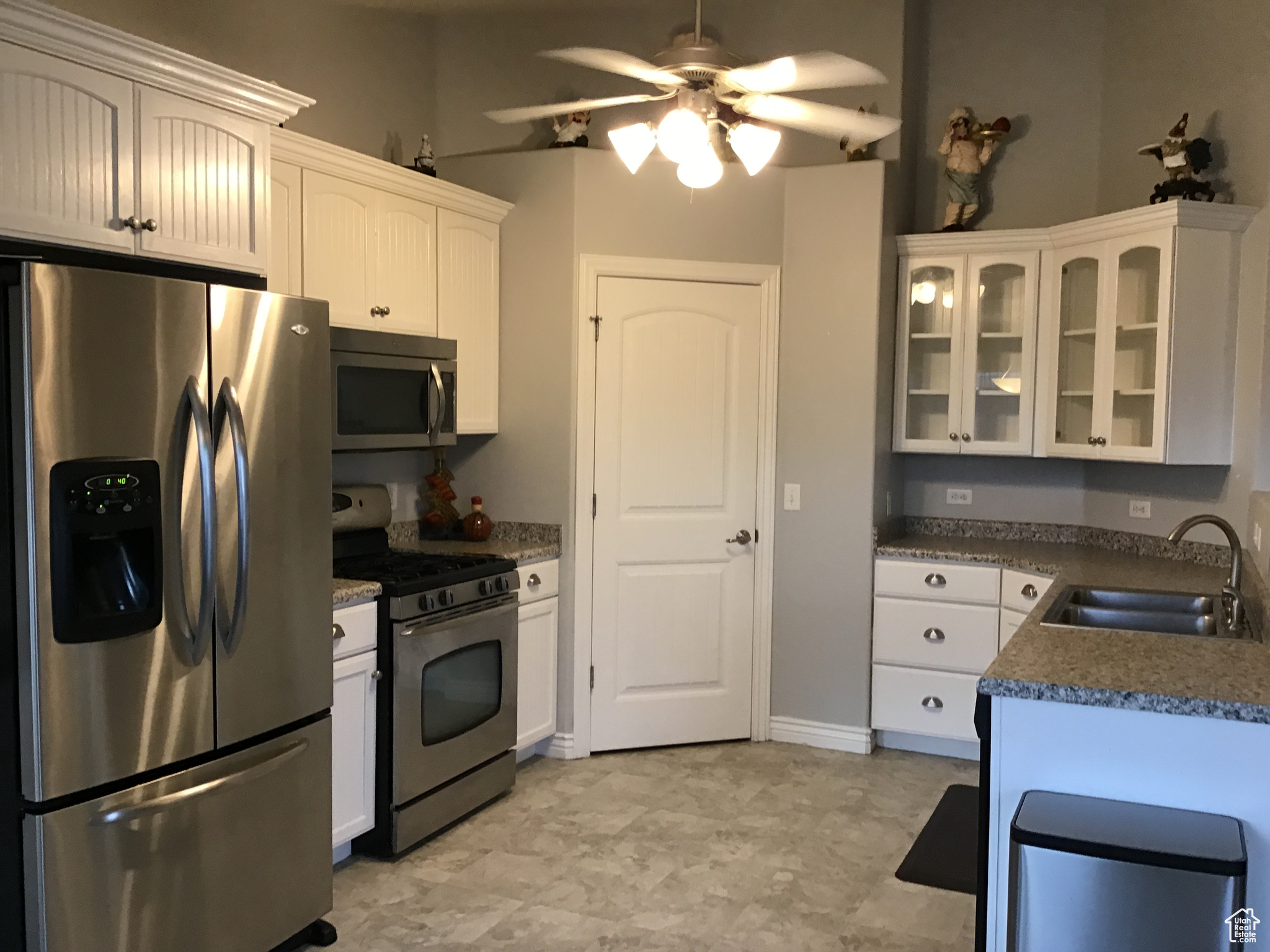 SUNRISE MEADOWS - Residential