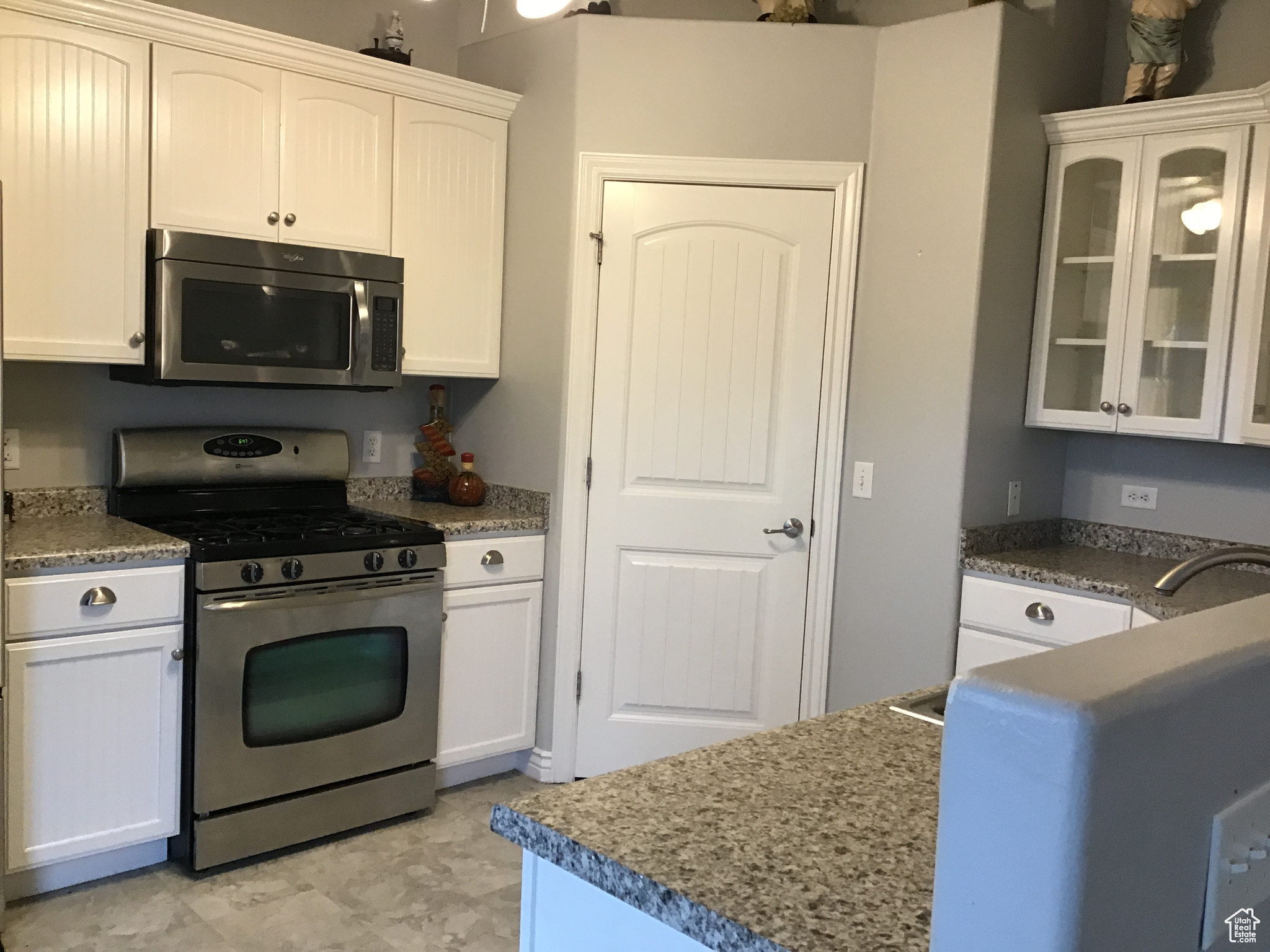 SUNRISE MEADOWS - Residential