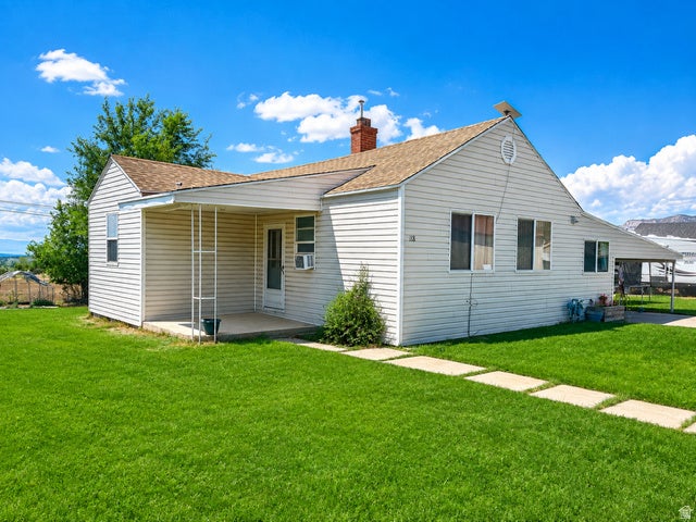 Photo of 118 SHUMAN ST, East Carbon, UT 84520 (MLS # 2176063)