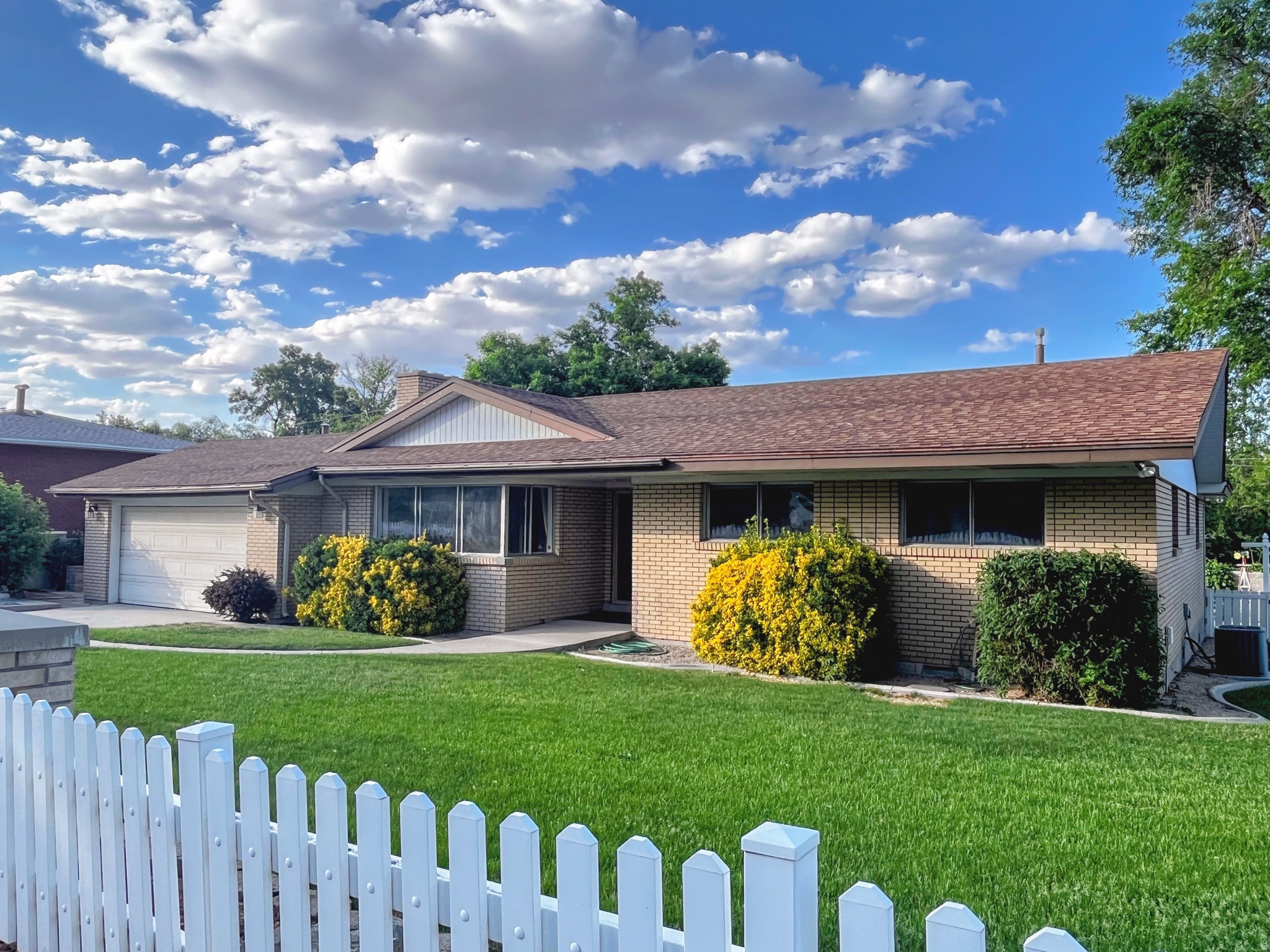 BLAKE HEIGHTS - Residential