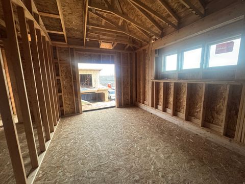 Tiny photo for 1425 W PLEASANT VIEW D Dr, Kaysville, UT 84037 (MLS # 2125401)