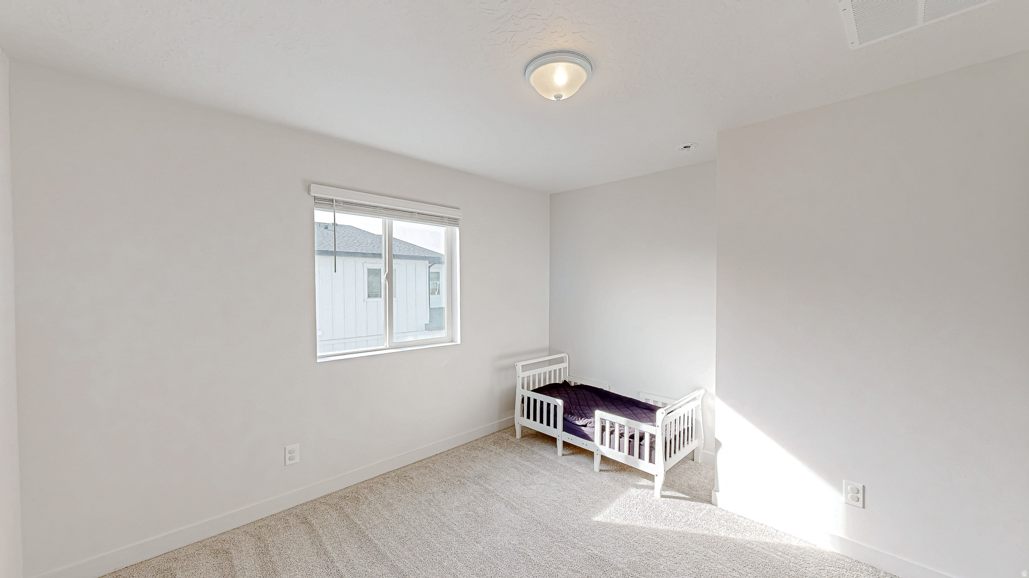 ESCALA - Residential