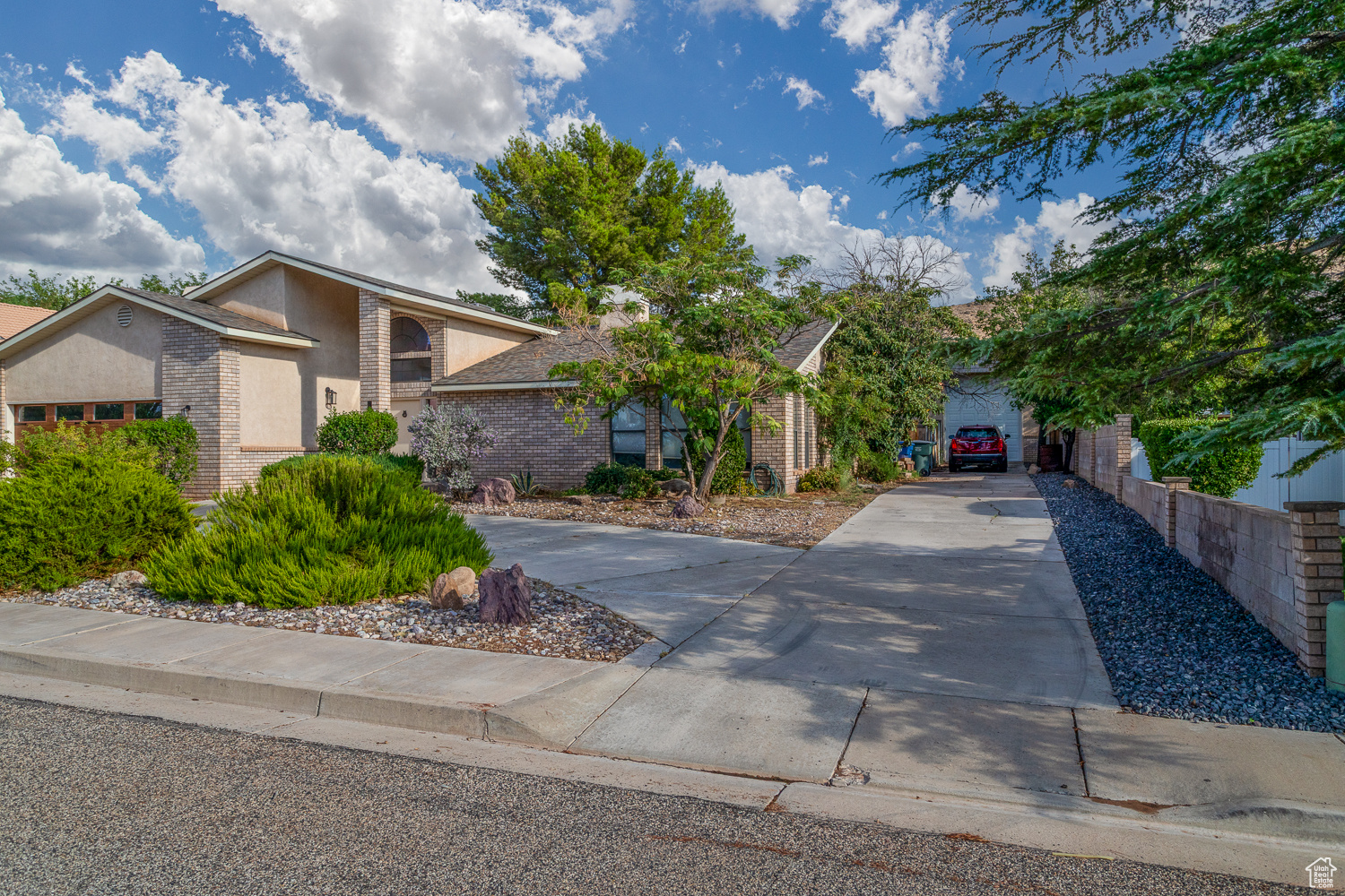 LEGRAND HEIGHTS - Residential