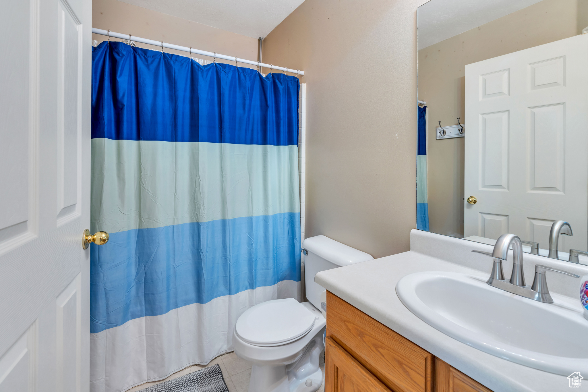 Spanish Fork, Utah 84660, United States, 3 Bedrooms Bedrooms, ,3 BathroomsBathrooms,Residential,Pending,42441