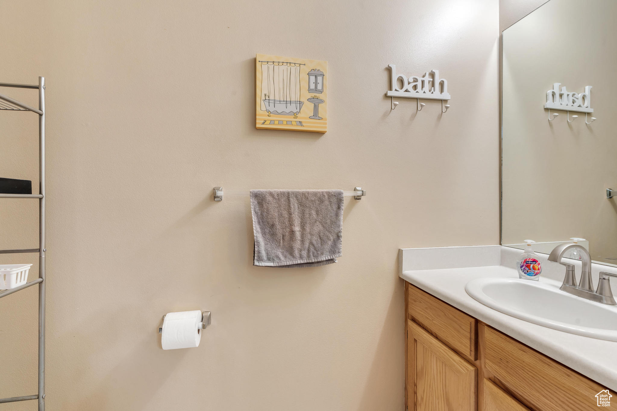 Spanish Fork, Utah 84660, United States, 3 Bedrooms Bedrooms, ,3 BathroomsBathrooms,Residential,Pending,42441