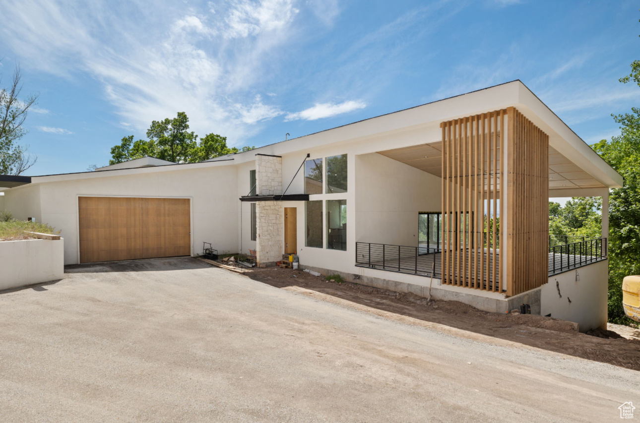 INDIAN HILLS - Residential